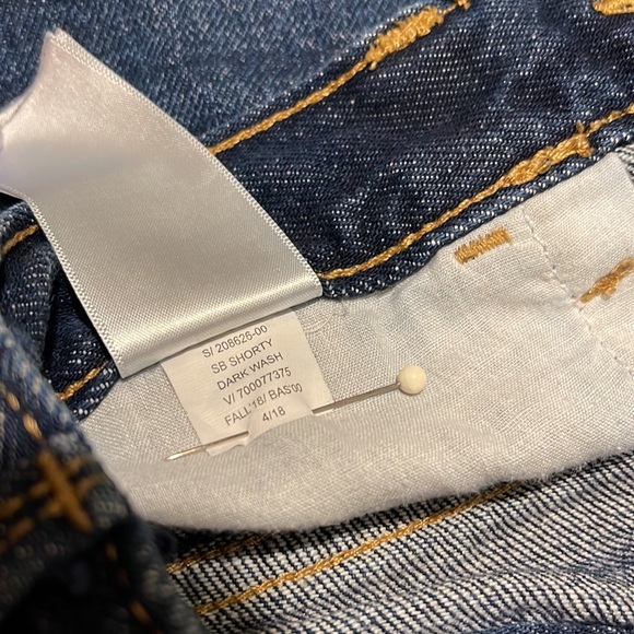 Old Navy | SB Shorty | 12 | Dark Wash - Picture 5 of 5